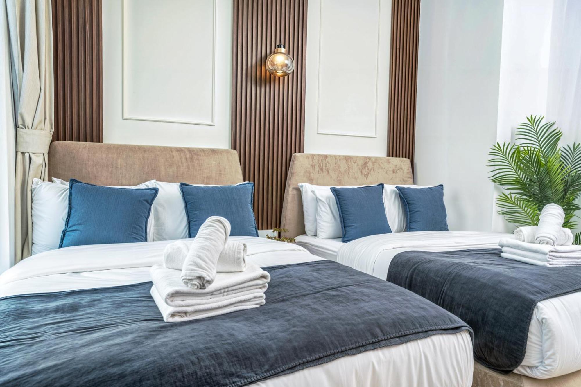 Yas Island Premier Apts By Desert Key - Steps To Ferrari World & Yas Mall Abu Dhabi