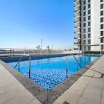 Abu Dhabi Premier Apt -Steps To Ferrari World & Yas Mall